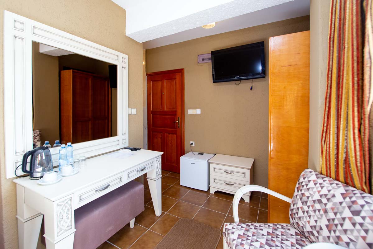 New Hotel Kuc By Marvel double economy room