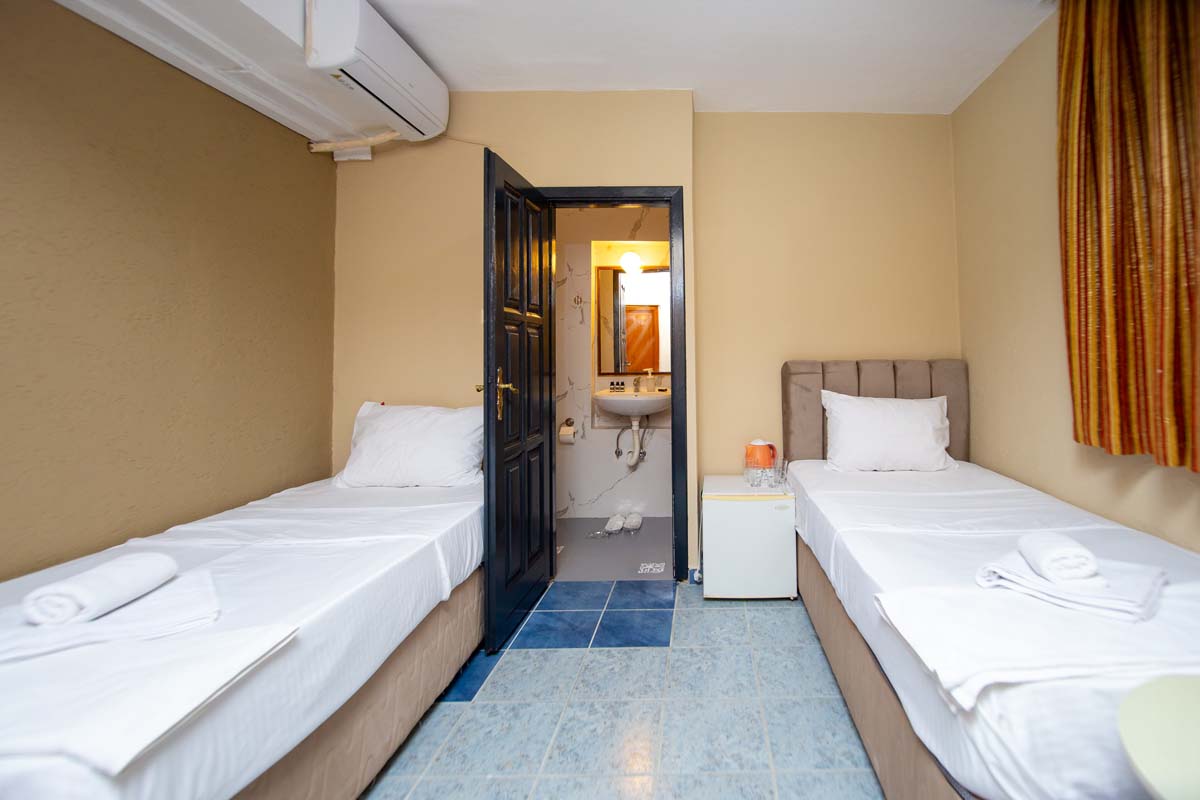 New Hotel Kuc By Marvel Economy Twin Room