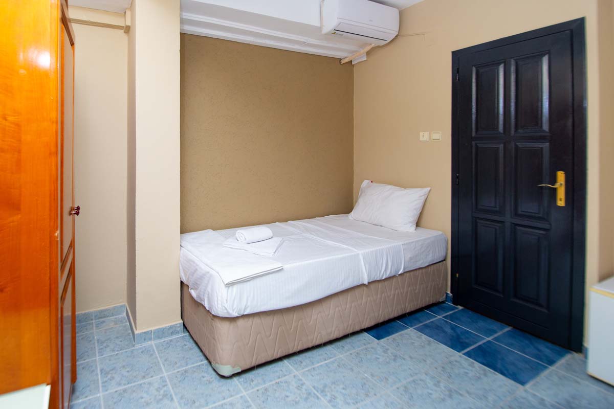 New Hotel Kuc By Marvel Economy Twin Room