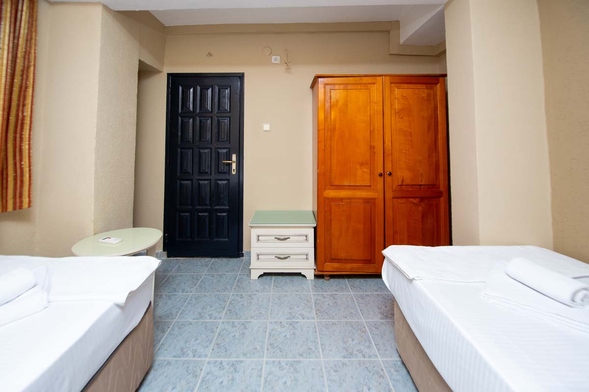New Hotel Kuc By Marvel Economy Twin Room